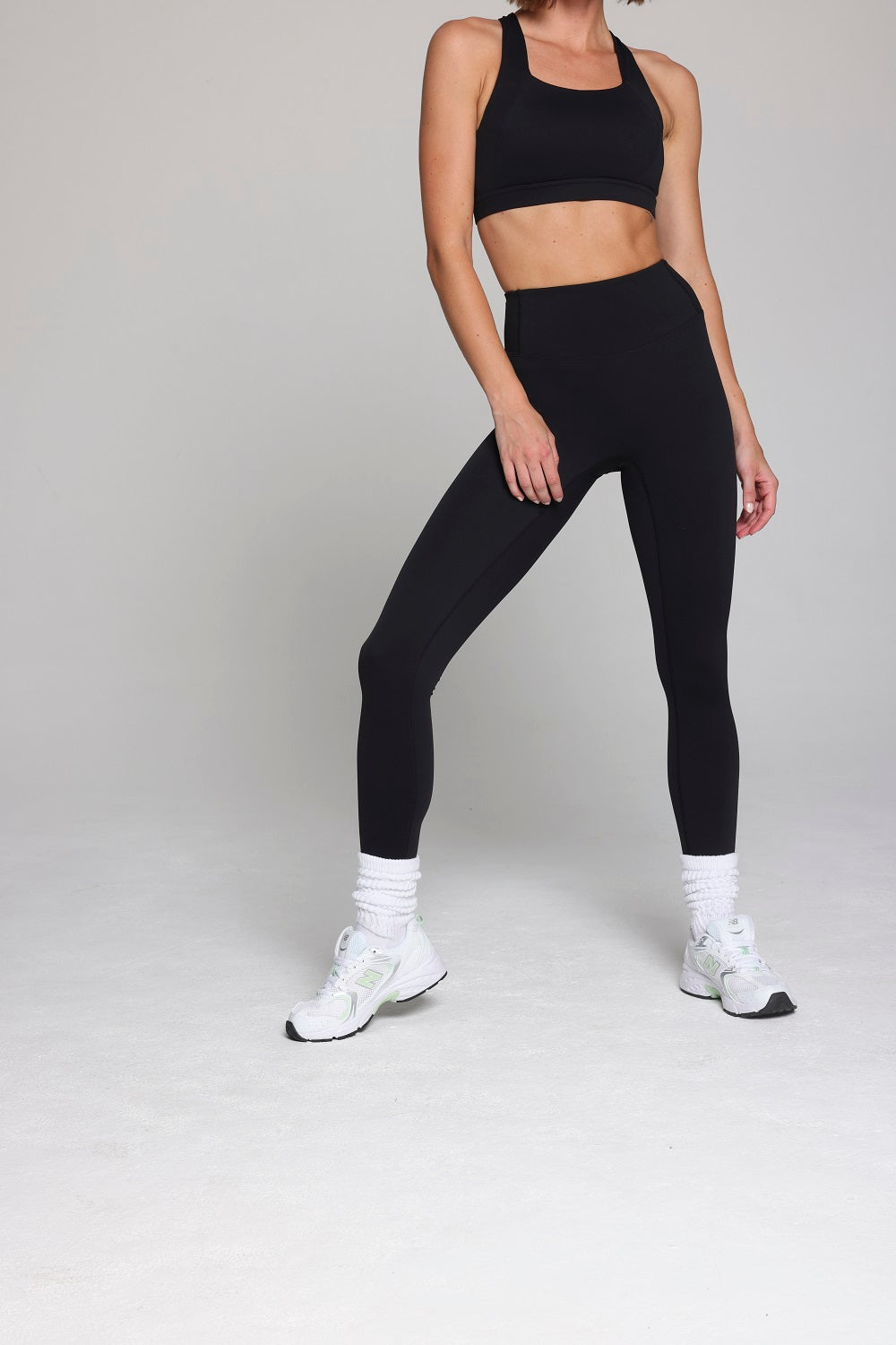 IN-MOTION LEGGING - BLACK