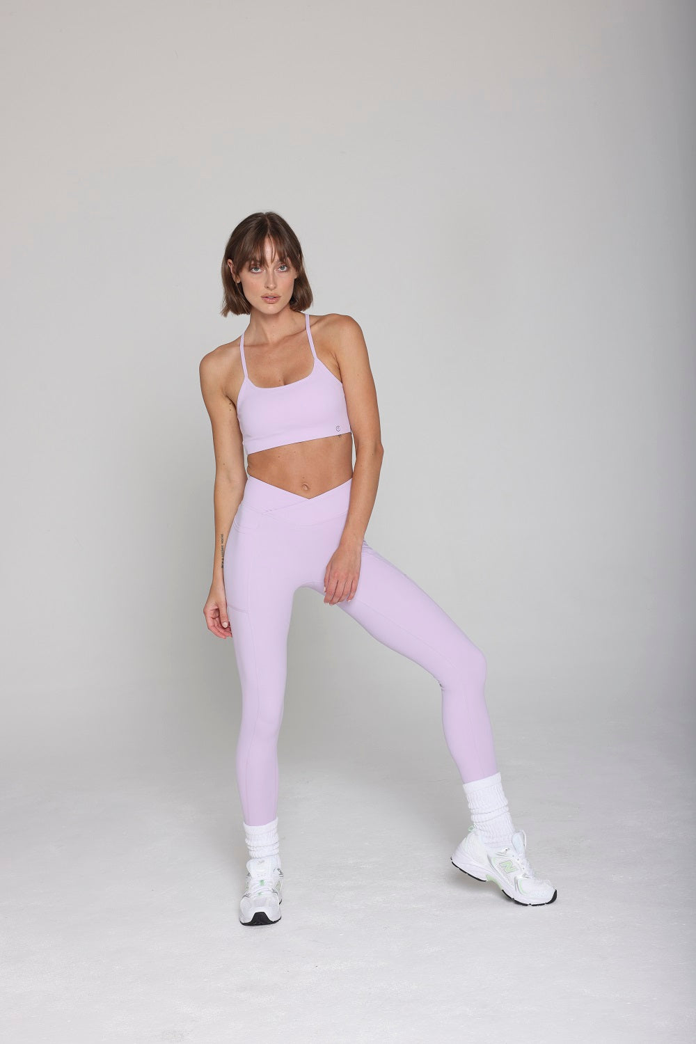 V-CURVE LEGGING WITH POCKET - LILAC