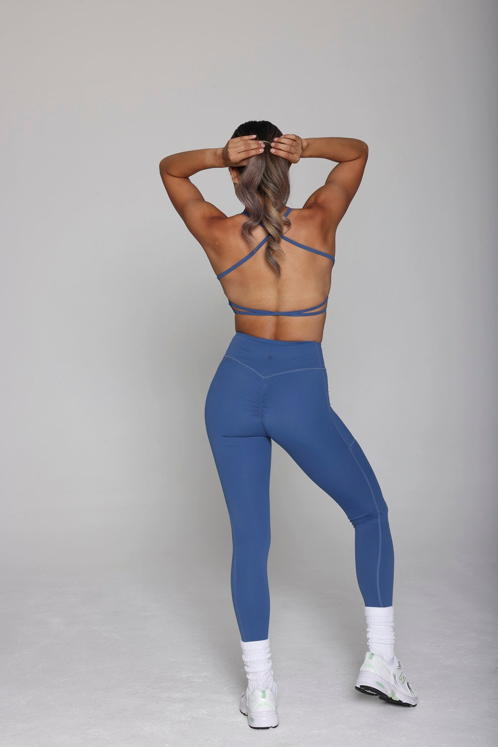 V-CURVE LEGGING WITH POCKET - MIDNIGHT BLUE